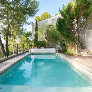 Des Roches A Guest house